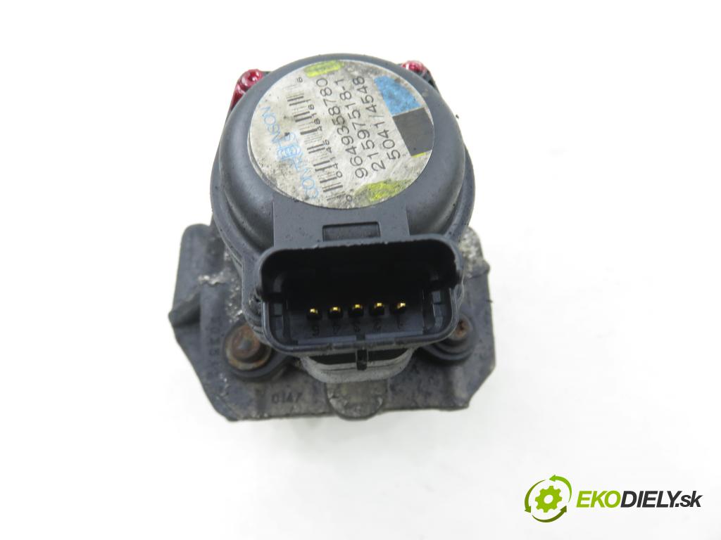 PEUGEOT 407 SW (6E_) KOMBI 2003 80,00 1.6 HDi 110 - 9HZ (DV6TED4) 1560,00 VENTIL EGR 9649358780 ; 215975181