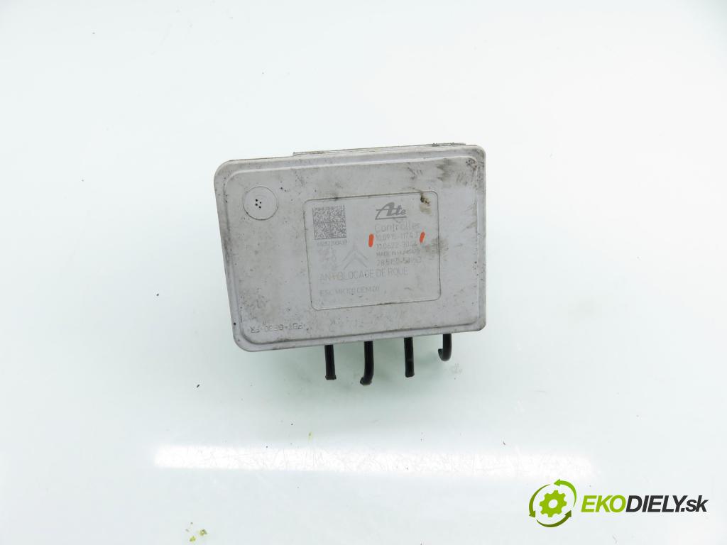 PEUGEOT 208 I (CA_, CC_) HB 2012 84,00 9HD (DV6C) 1560,00 Pumpa ABS 10091511743 ; 9802460980 ; 10022001224 (Pumpa ABS)