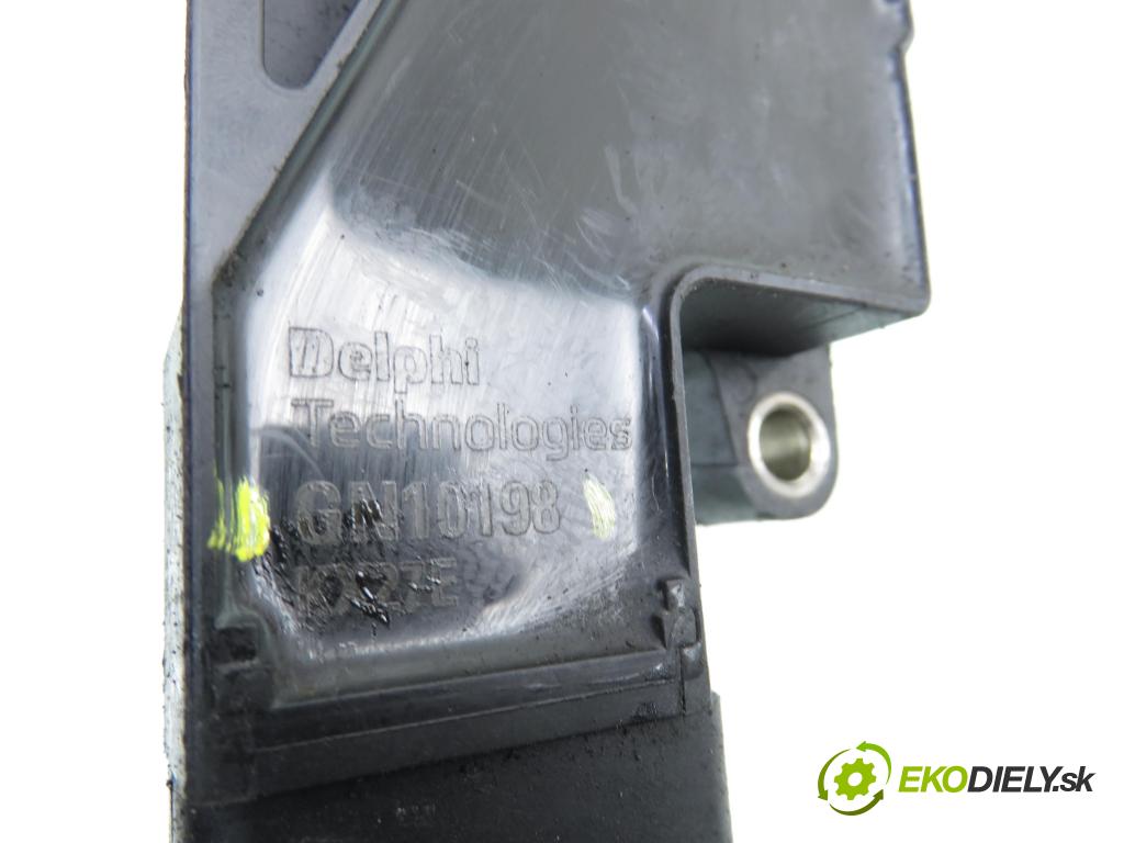 OPEL MERIVA A nadwozie wielkoprzestrzenne (MPV) (X03) MINIVAN 2003 92,00 1.8 - Z 18 XE 1796,00 Cievka zapaľovacia GN10198