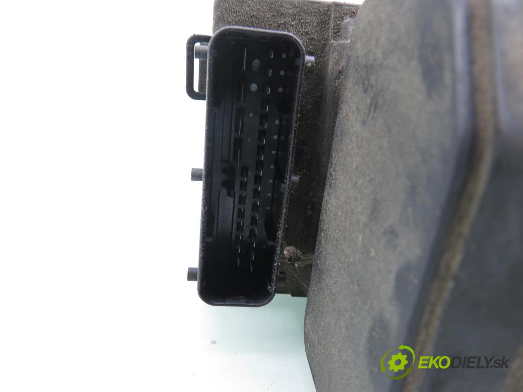 VW PASSAT B5 Variant (3B5) KOMBI 1999 81,00 1.9 TDI 110 - AFN 1896,00 Pumpa ABS 8E0614111AB ; 0273004281 ; 0265216559 (Pumpa ABS)