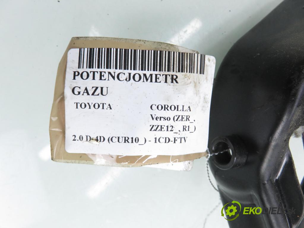 TOYOTA COROLLA Verso (ZER_, ZZE12_, R1_) VAN 2004 85,00 2.0 D-4D (CUR10_) - 1CD-FTV 1995,00 Potenciometer plynu 8928152021 ; 1983003941 (Potenciometer plynového pedálu)
