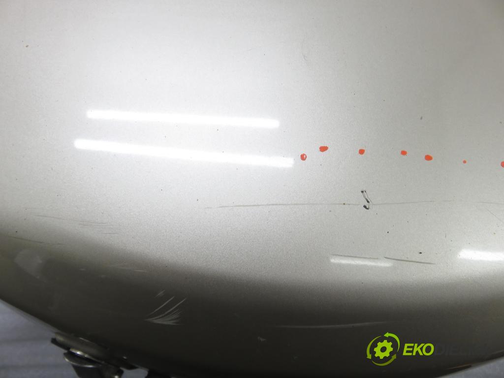 TOYOTA RAV 4 III (_A3_) SUV 2006 100,00 2.2 D 4WD (ALA30_) 136 - 2AD-FTV 2231,00 Vešiak: KOLA: ZÁLOHOVANIE: 6477342T41 ; 6477142U11