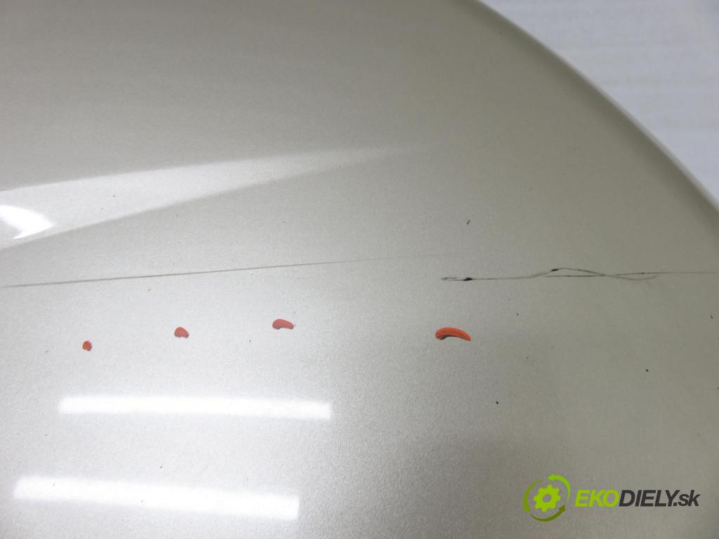 TOYOTA RAV 4 III (_A3_) SUV 2006 100,00 2.2 D 4WD (ALA30_) 136 - 2AD-FTV 2231,00 Vešiak: KOLA: ZÁLOHOVANIE: 6477342T41 ; 6477142U11