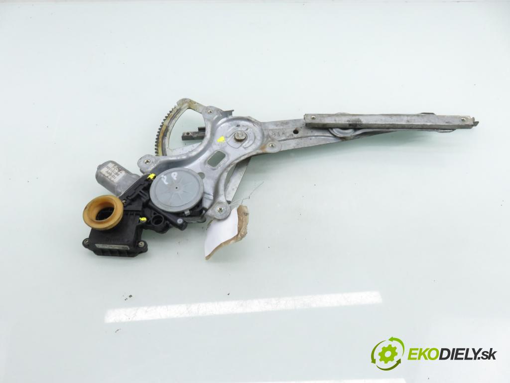 TOYOTA COROLLA Verso (ZER_, ZZE12_, R1_) VAN 2004 85,00 2.0 D-4D (CUR10_) - 1CD-FTV 1995,00 Mechanizmus okien 698100F010