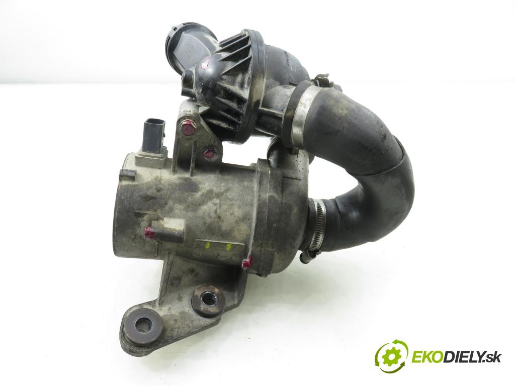 BMW 1 (E87) HB 2009 89,00 116 i - N43 B16 A 1599,00 Pumpa vody elektrická 304453