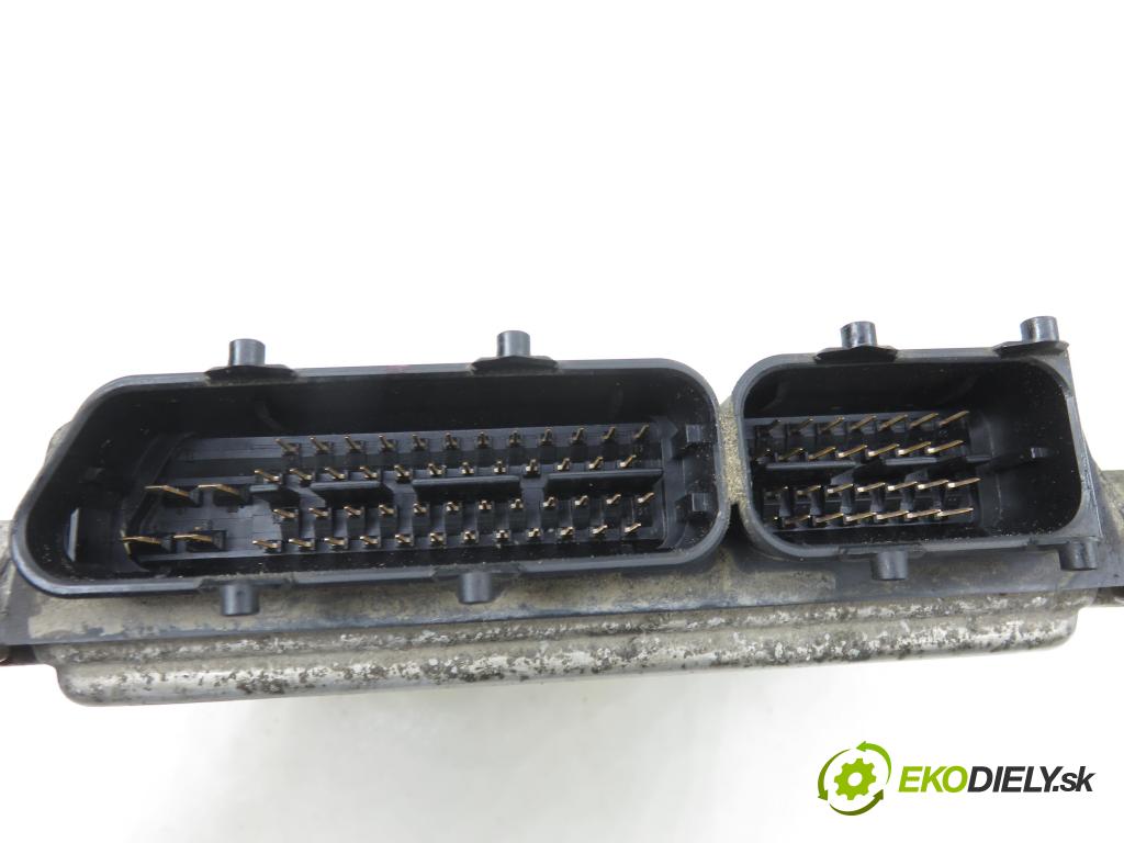FIAT PANDA (169_) HB 2006 40,00 1.1 54 - 187 A1.000 1108,00 Riadiaca jednotka Motor 55188619 ; IAW4RFSM ; 6160112300