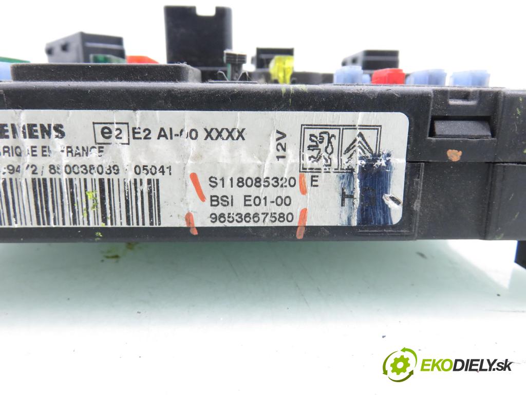 PEUGEOT PARTNER Combispace (5F) KOMBIVAN 2005 51,00 1.9 D - WJY (DW8B) 1868,00 MODUL BSI 9653667580 ; S118085320