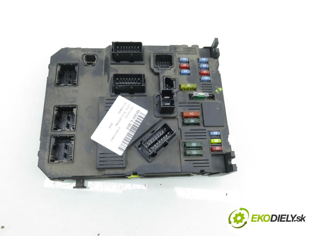 PEUGEOT PARTNER Combispace (5F) KOMBIVAN 2005 51,00 1.9 D - WJY (DW8B) 1868,00 MODUL BSI 9653667580 ; S118085320