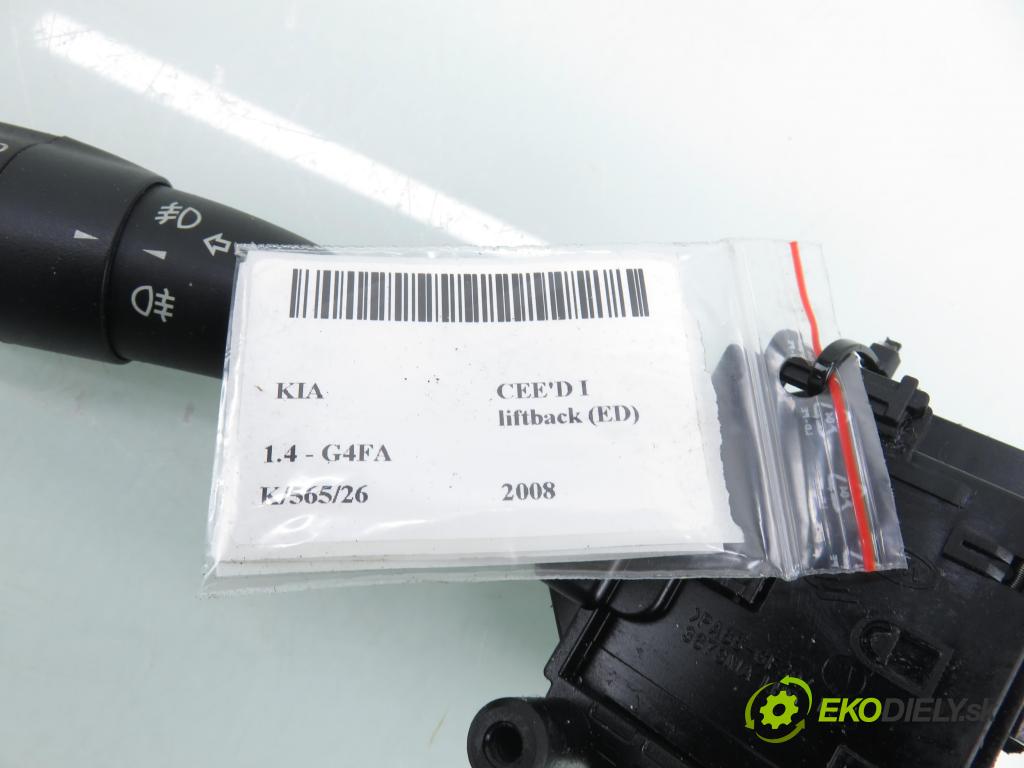 KIA CEE'D liftback (ED) HB 2008 80,00 1.4 16V 109 - G4FA 1396,00 / páčka ľavá strana 934101H400