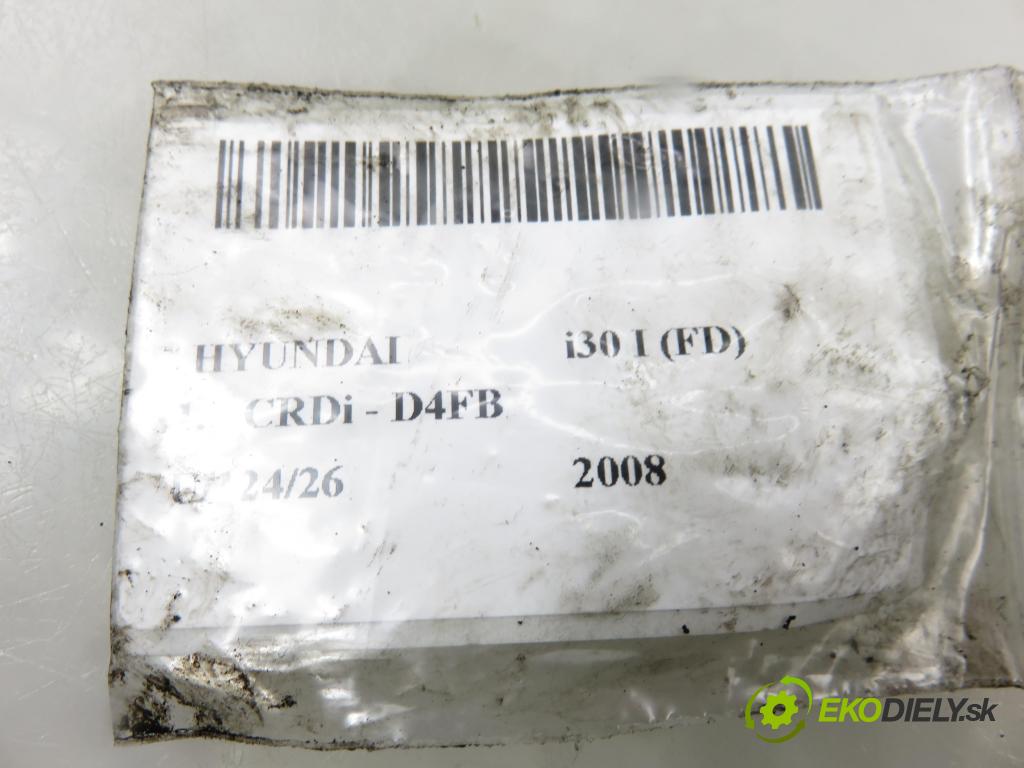 HYUNDAI i30 (FD) HB 2008 85,00 1.6 CRDi - D4FB 1582,00 vstrekovač 0445110256 ; 338002A400 (Vstrekovač paliva)