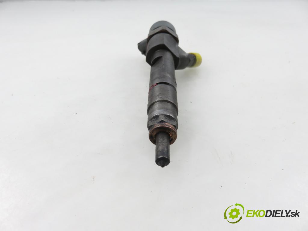 RENAULT ESPACE IV (JK0/1_) VAN 2005 85,00 1.9 dCi 116 - F9Q 820 1870,00 vstrekovač 8200100272 ; 0445110110B (Vstrekovač paliva)