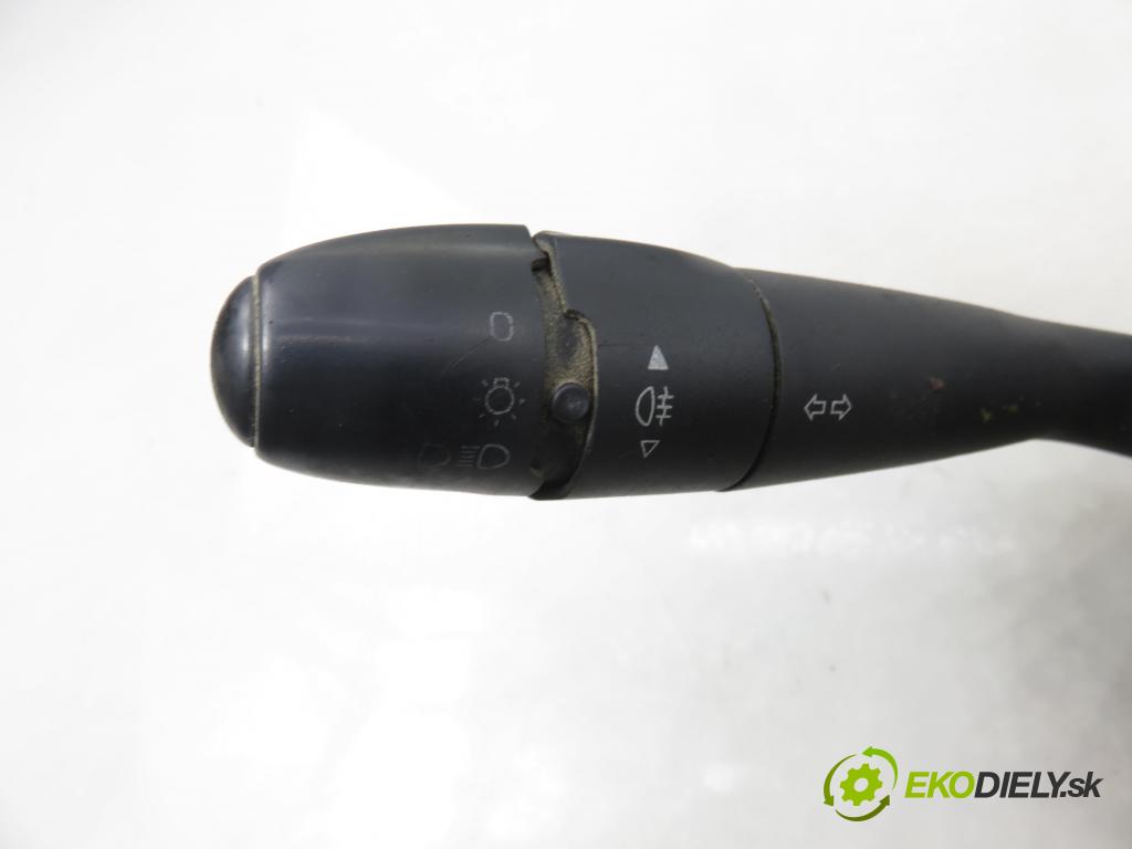 PEUGEOT PARTNER Skrzynia (5_, G_) FURGON 2005 51,00 1.9 D - WJY (DW8B) 1868,00 páčka/prepínač 96574406XT