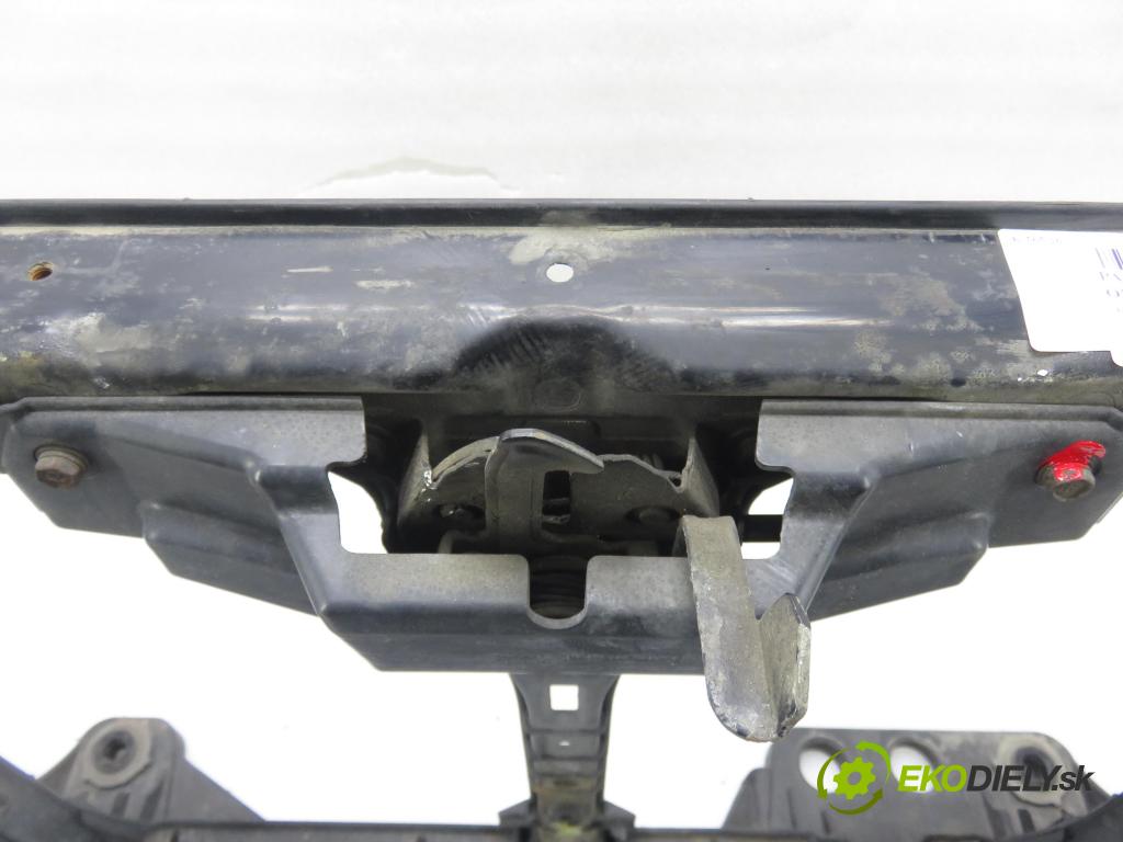 KIA CEE'D liftback (ED) HB 2008 80,00 1.4 16V 109 - G4FA 1396,00 Držiak predný 641011H000