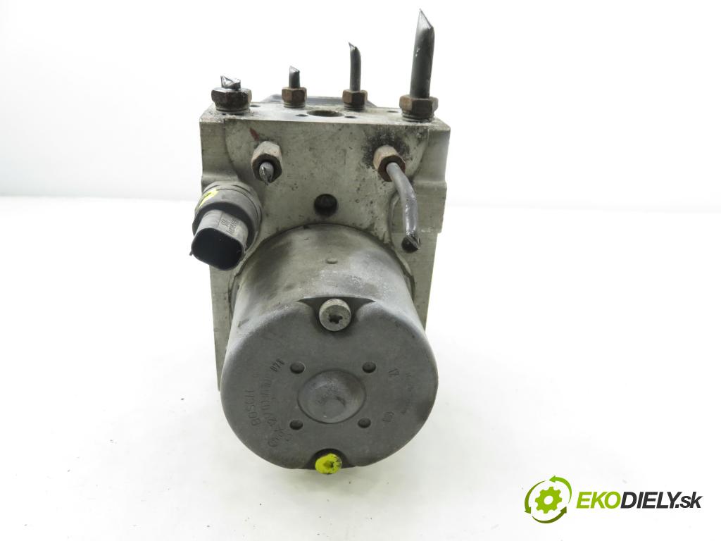 TOYOTA COROLLA Verso (ZER_, ZZE12_, R1_) VAN 2004 85,00 2.0 D-4D (CUR10_) - 1CD-FTV 1995,00 Pumpa ABS 0265950130 ; 895410F010 (Pumpa ABS)