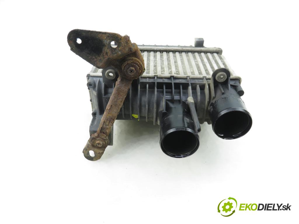 TOYOTA COROLLA Verso (ZER_, ZZE12_, R1_) VAN 2004 85,00 2.0 D-4D (CUR10_) - 1CD-FTV 1995,00 chladič intercooler 873067D