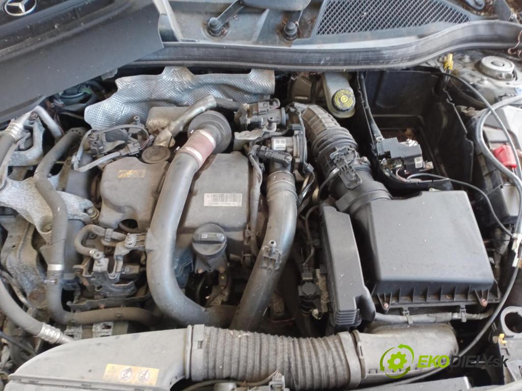 MERCEDES-BENZ KLASA A (W176) HB 2017 66,00 A 160 CDI / d (176.011) 90 - OM 607.951 1461,00 Motor DIESEL K9K461 ; OM607951