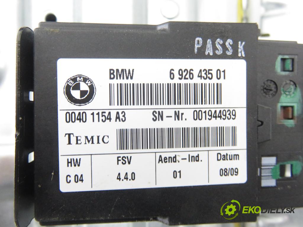 BMW 1 (E87) HB 2009 89,00 116 i - N43 B16 A 1599,00 Sedadlo šoféri