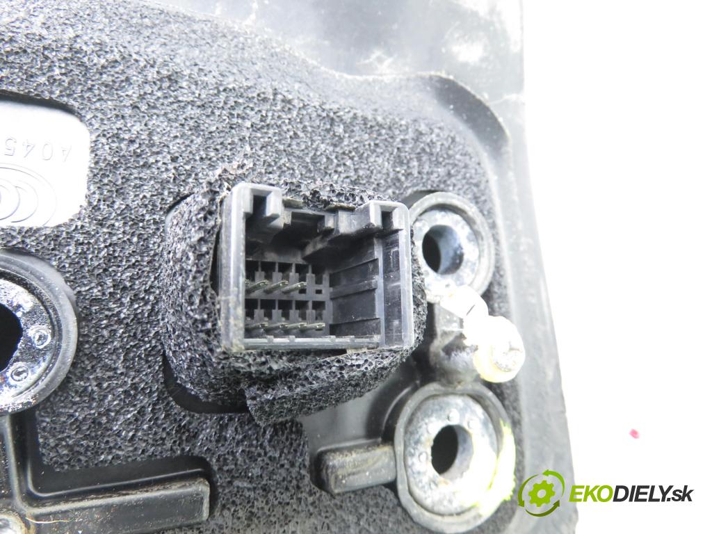 CHEVROLET CAPTIVA (C100, C140) SUV 2011 135,00 2.2 D 4WD 184 - Z 22 D1 2231,00 Spätné zrkadlo LE