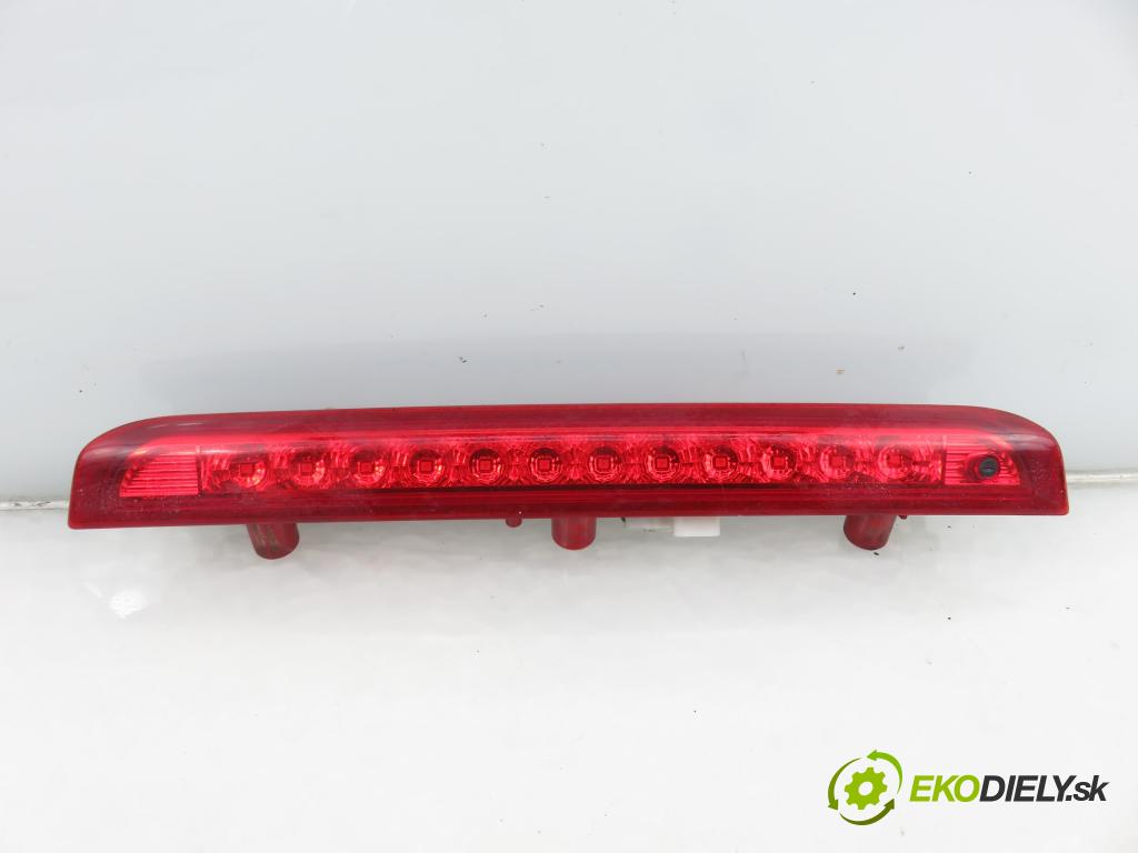 KIA CEE'D liftback (ED) HB 2008 80,00 1.4 16V 109 - G4FA 1396,00 svetlo bŕzd 927011H0