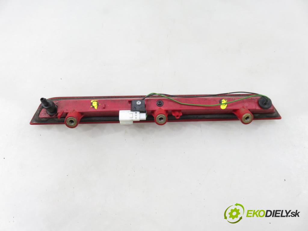 KIA CEE'D liftback (ED) HB 2008 80,00 1.4 16V 109 - G4FA 1396,00 svetlo bŕzd 927011H0