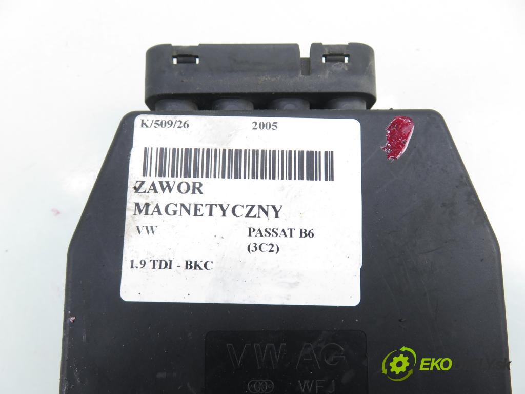 VW PASSAT B6 (3C2) SEDAN 2005 77,00 1.9 TDI PD 105 - BKC 1896,00 VENTIL magnetický 3C0906625