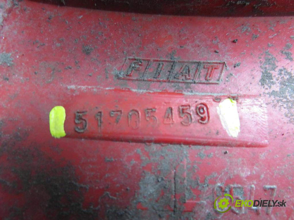 FIAT PANDA (169_) HB 2004 40,00 1.1 54 - 187 A1.000 1108,00 Svetlo ľavé zadné 51705459