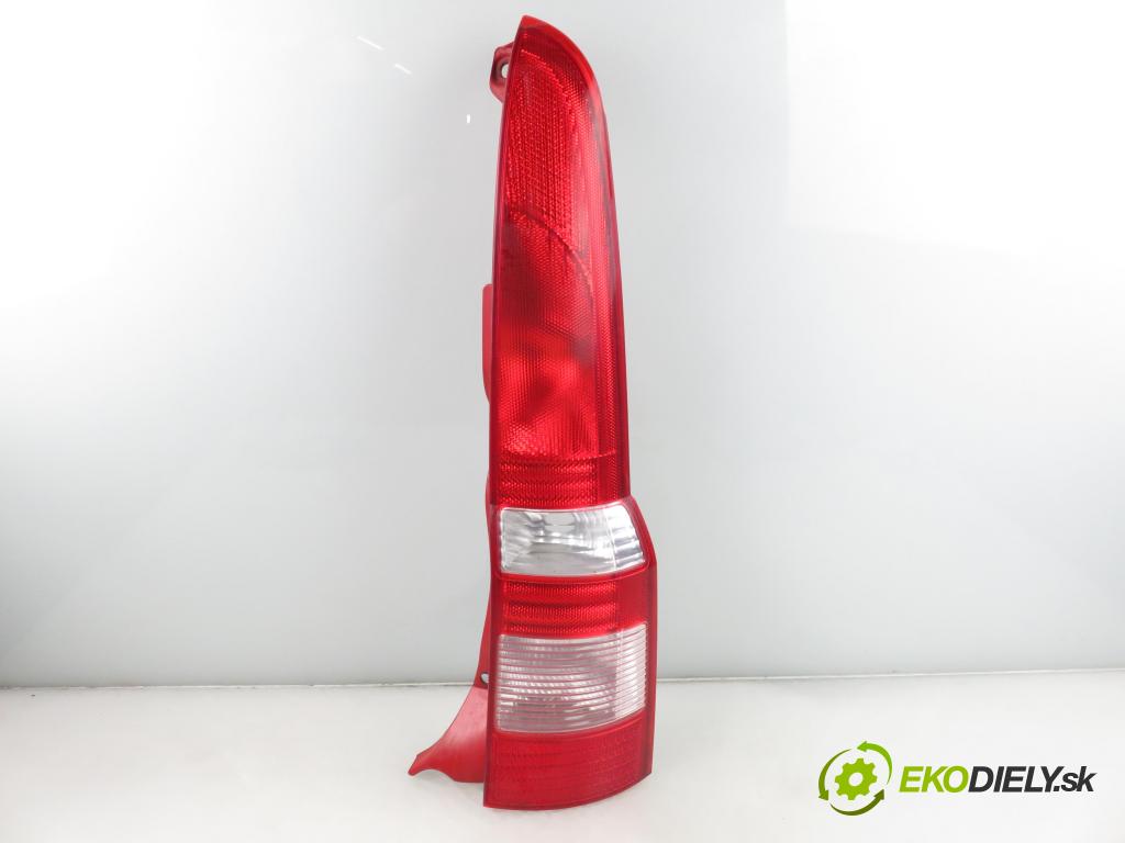 FIAT PANDA (169_) HB 2004 40,00 1.1 54 - 187 A1.000 1108,00 Svetlo pravé zadné 51705458