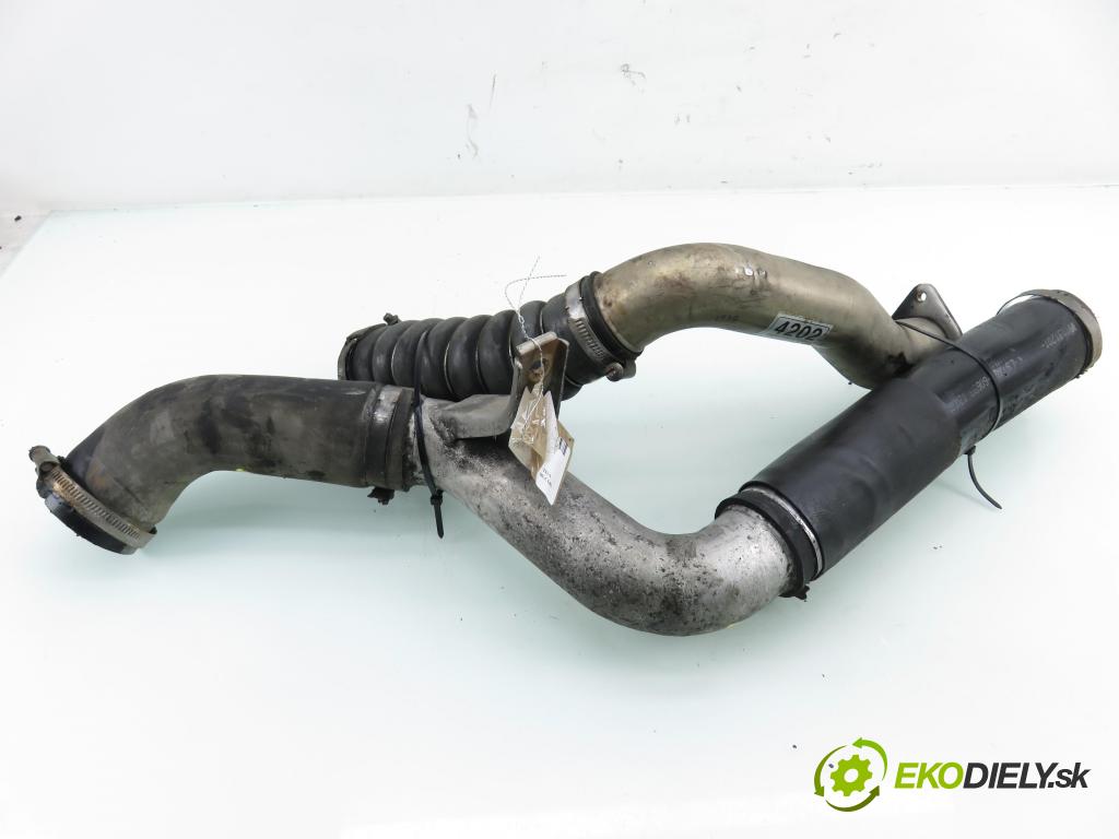 CHEVROLET CAPTIVA (C100, C140) SUV 2011 135,00 2.2 D 4WD 184 - Z 22 D1 2231,00 Rúra intercoolera turba 22737401 ; 22744202