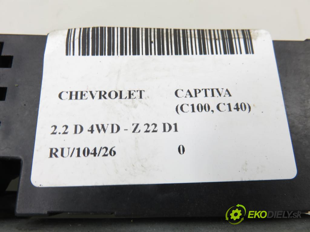 CHEVROLET CAPTIVA (C100, C140) SUV 2011 135,00 2.2 D 4WD 184 - Z 22 D1 2231,00 Motorček strešného okna 50000475D (Motorček ovládania strešného okna)