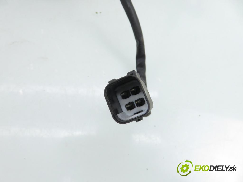 CHEVROLET CAPTIVA (C100, C140) SUV 2011 135,00 2.2 D 4WD 184 - Z 22 D1 2231,00 Motorček stieračov 20829044 ; 20914316