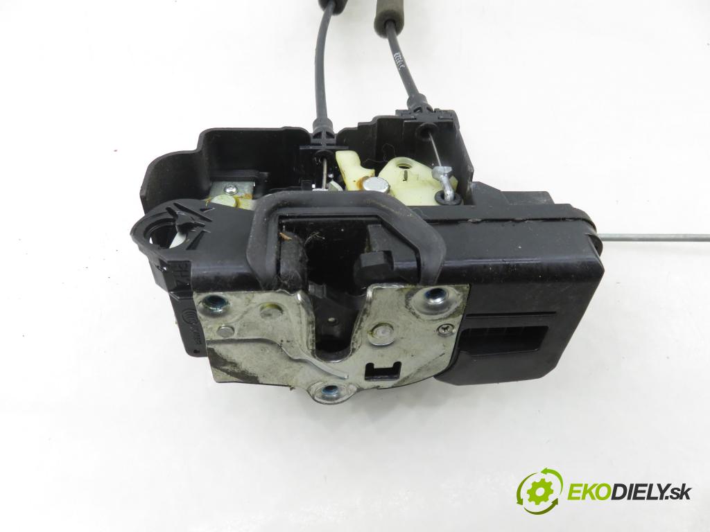 CHEVROLET CAPTIVA (C100, C140) SUV 2011 135,00 2.2 D 4WD 184 - Z 22 D1 2231,00 zámok