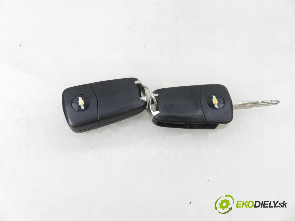 CHEVROLET CAPTIVA (C100, C140) SUV 2011 135,00 2.2 D 4WD 184 - Z 22 D1 2231,00 spinačka 96628500 (Spínacia skrinka)