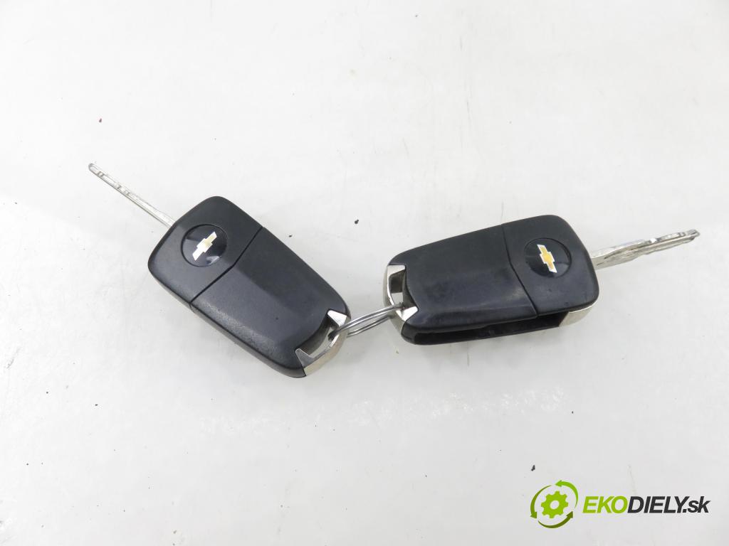 CHEVROLET CAPTIVA (C100, C140) SUV 2011 135,00 2.2 D 4WD 184 - Z 22 D1 2231,00 spinačka 96628500 (Spínacia skrinka)