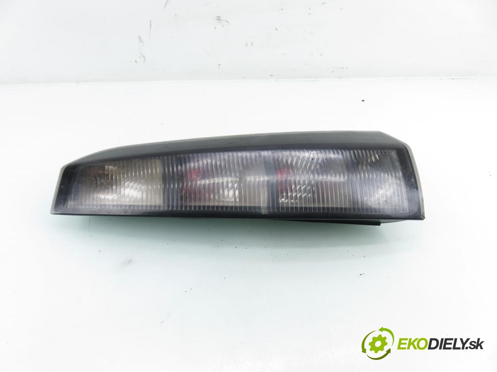 OPEL MERIVA A nadwozie wielkoprzestrzenne (MPV) (X03) MINIVAN 2003 92,00 1.8 - Z 18 XE 1796,00 Svetlo pravé zadné