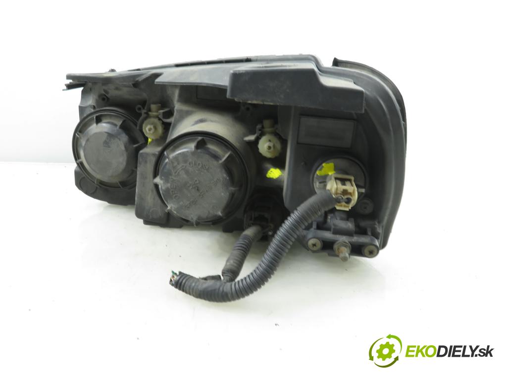 CHEVROLET CAPTIVA (C100, C140) SUV 2011 135,00 2.2 D 4WD 184 - Z 22 D1 2231,00 Svetlo PP