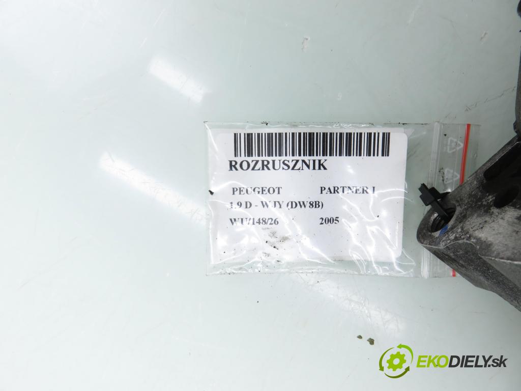 PEUGEOT PARTNER Combispace (5F) KOMBIVAN 2005 51,00 1.9 D - WJY (DW8B) 1868,00 Štartér M000T20871 ; 9656262780 (Štartér)