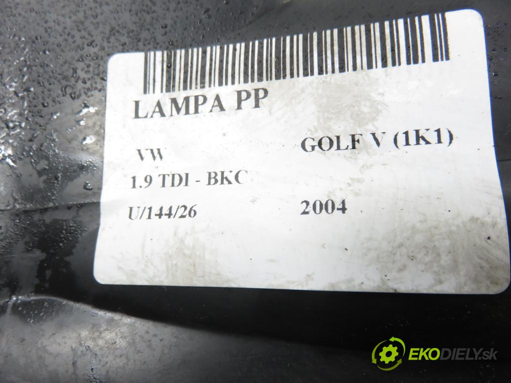 VW GOLF V (1K1) HB 2004 77,00 1.9 TDI PD 105 - BKC 1896,00 Svetlo PP