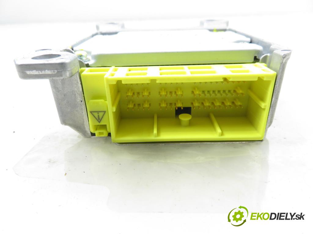 TOYOTA RAV 4 III (_A3_) SUV 2006 100,00 2.2 D 4WD (ALA30_) 136 - 2AD-FTV 2231,00 MODUL air BAG 8917042200