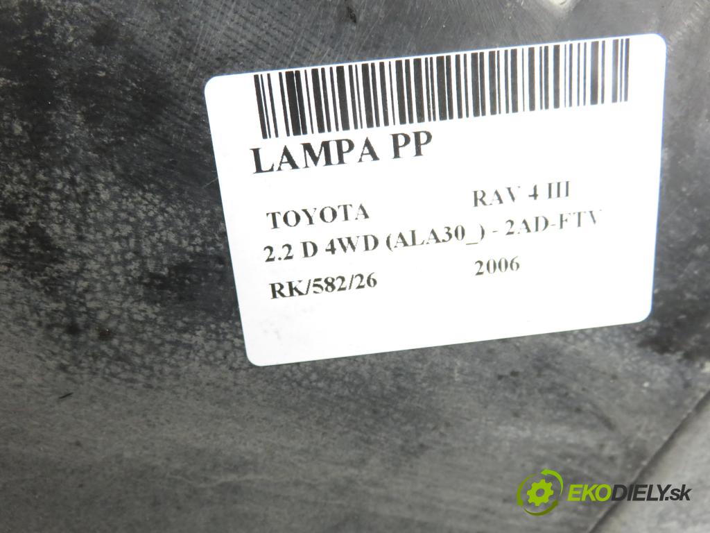 TOYOTA RAV 4 III (_A3_) SUV 2006 100,00 2.2 D 4WD (ALA30_) 136 - 2AD-FTV 2231,00 Svetlo PP