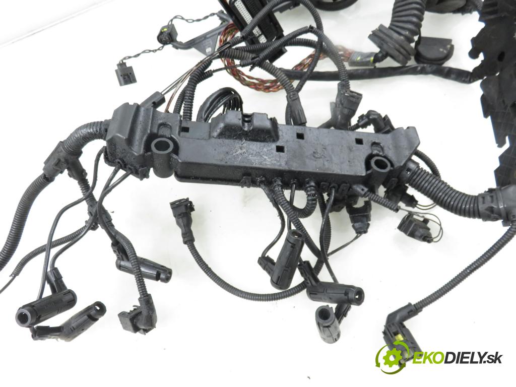 BMW 5 (E60) SEDAN 2005 0,00 530 d - M57 D30 (306D2) 2993,00 BALÍČEK: elektrická Motor 7796491 ; 7796845