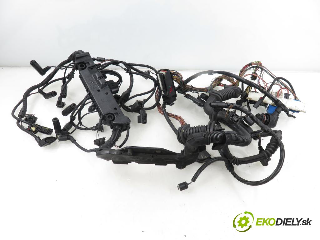 BMW 5 (E60) SEDAN 2005 0,00 530 d - M57 D30 (306D2) 2993,00 BALÍČEK: elektrická Motor 7796491 ; 7796845