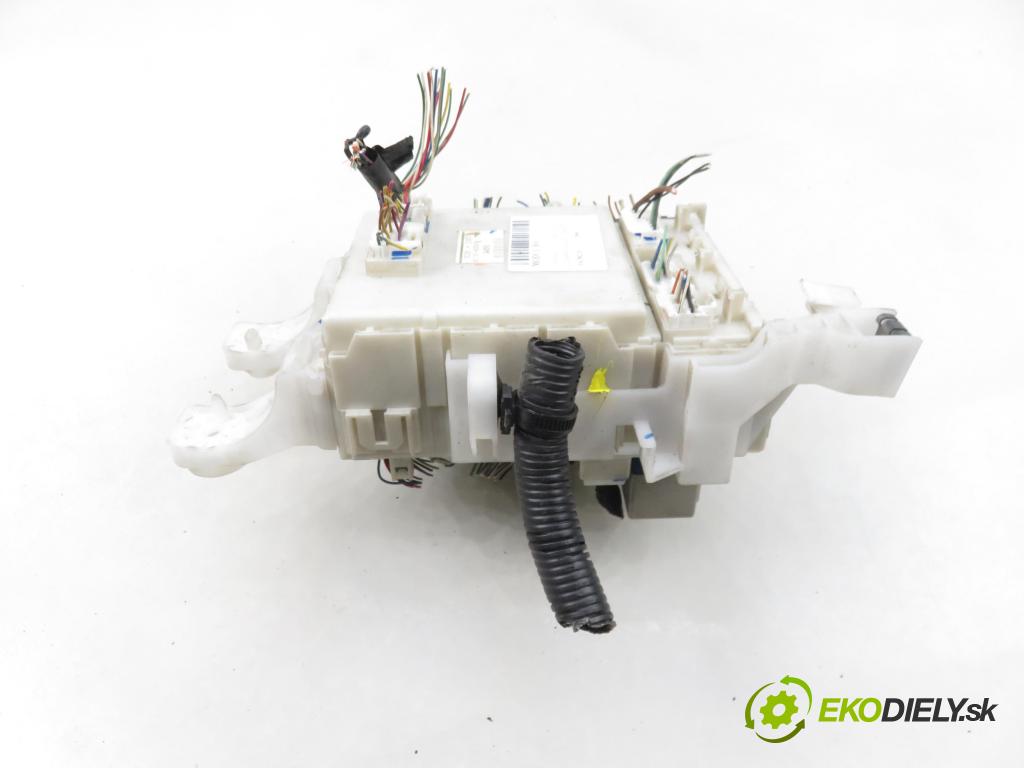 TOYOTA RAV 4 III (_A3_) SUV 2006 100,00 2.2 D 4WD (ALA30_) 136 - 2AD-FTV 2231,00 MODUL BSI 8273042020