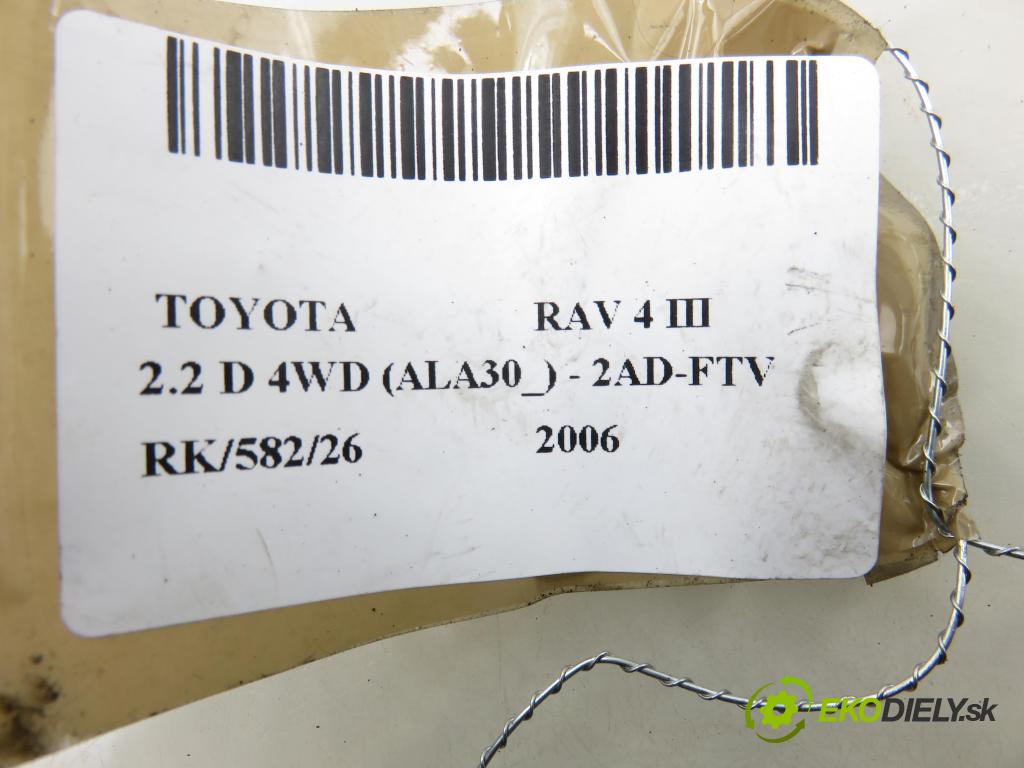 TOYOTA RAV 4 III (_A3_) SUV 2006 100,00 2.2 D 4WD (ALA30_) 136 - 2AD-FTV 2231,00 DÁLKOVÝ: / kľúč 00056673