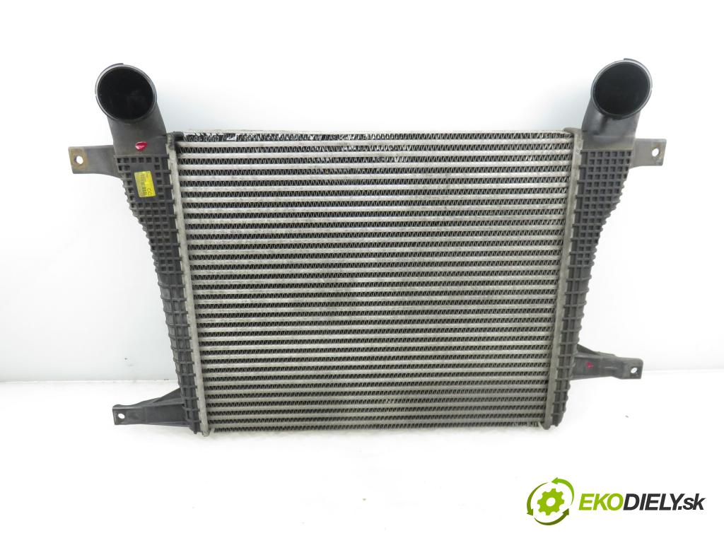 CHEVROLET CAPTIVA (C100, C140) SUV 2011 135,00 2.2 D 4WD 184 - Z 22 D1 2231,00 chladič intercooler 622998