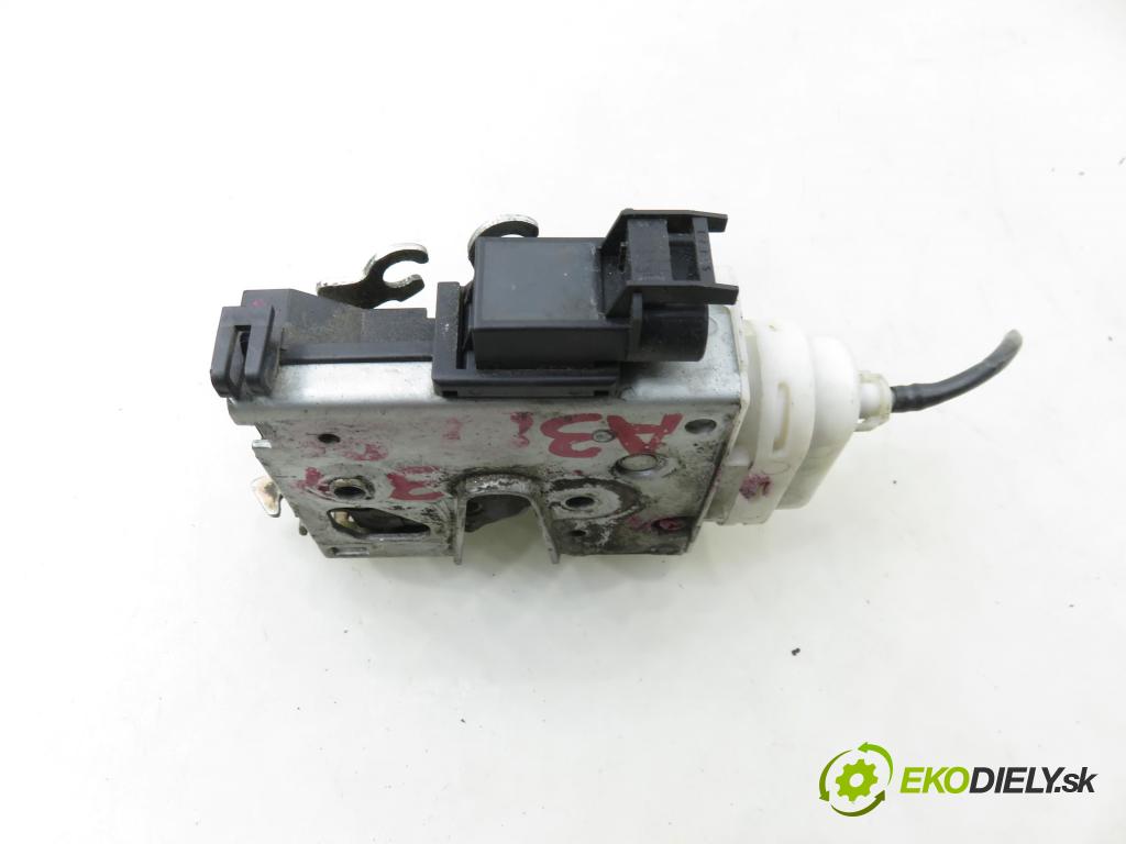 AUDI A3 (8L1) HB 1996 66,00 1.9 TDI 90 - ALH 1896,00 zámok LPM 8L1837015