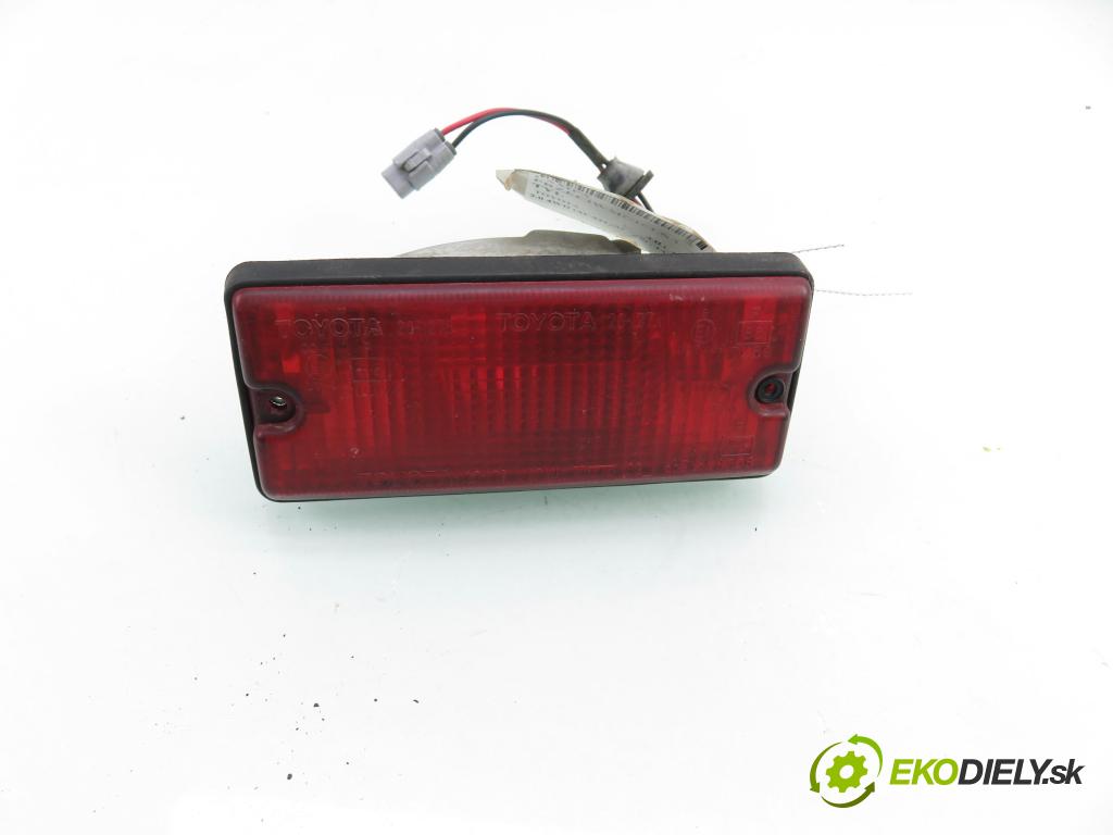 TOYOTA RAV 4 II (_A2_) SUV 2005 110,00 2.0 4WD 150 - 1AZ-FE 1998,00 Svetlo hmlové zadné 