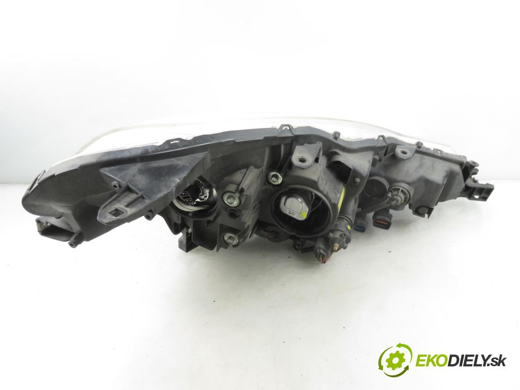CITROEN C-CROSSER (EP_) SUV 2008 115,00 2.2 HDi 160 - 4HN (DW12MTED4) 2179,00 Svetlo LP