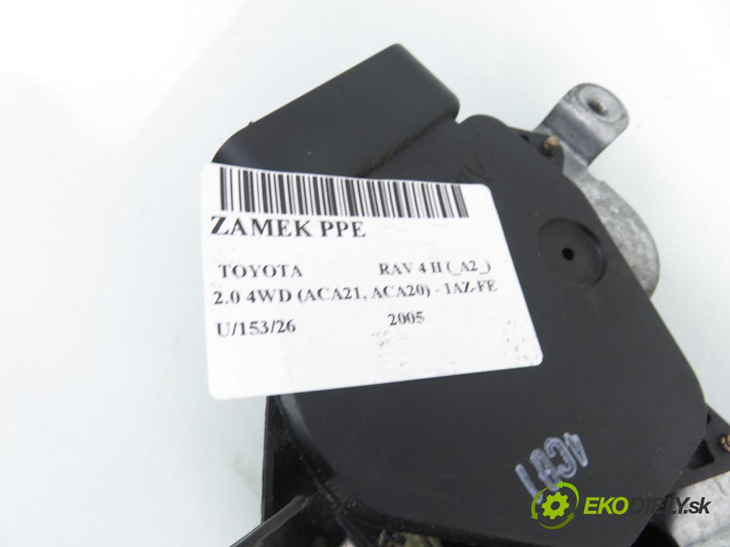 TOYOTA RAV 4 II (_A2_) SUV 2005 110,00 2.0 4WD 150 - 1AZ-FE 1998,00 zámok
