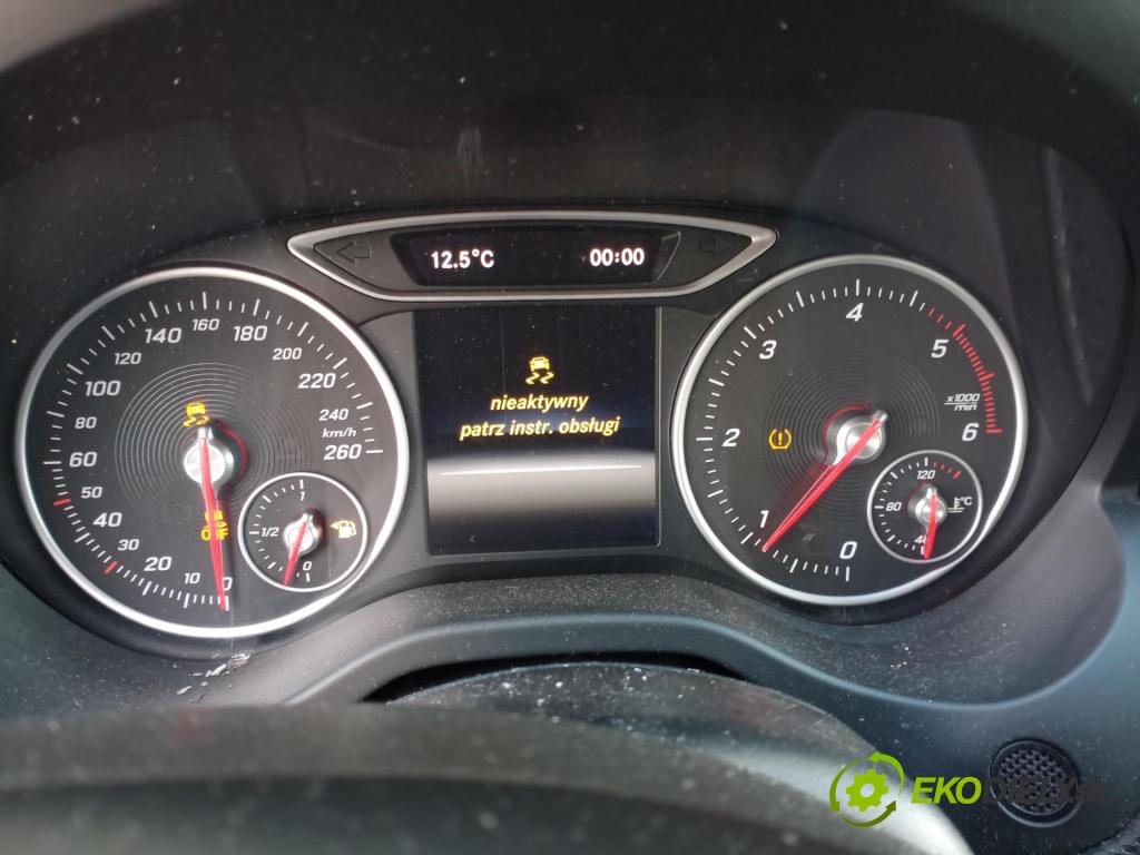 MERCEDES-BENZ KLASA A (W176) HB 2017 66,00 A 160 CDI / d (176.011) 90 - OM 607.951 1461,00 Prístrojovka elektrický A1769000004 ; 0263700371