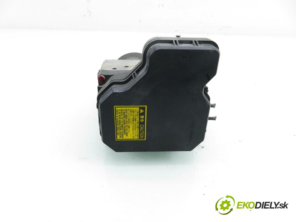 TOYOTA RAV 4 III (_A3_) SUV 2006 100,00 2.2 D 4WD (ALA30_) 136 - 2AD-FTV 2231,00 Pumpa ABS 4454042100 ; 8954142220 ; 1338007970 (Pumpa ABS)